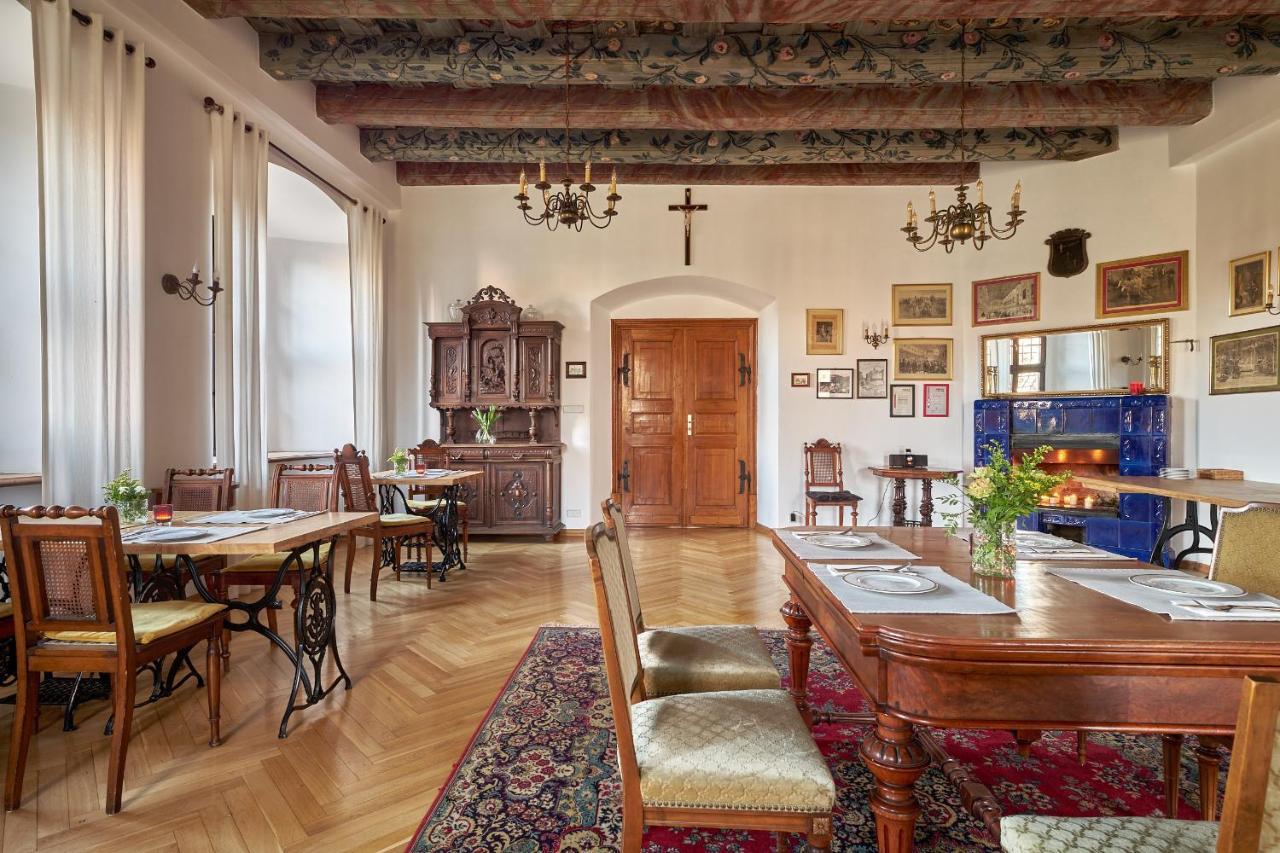Boutique Palac Warmatowice Sienkiewiczowskie Легница Экстерьер фото