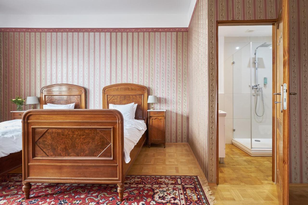 Boutique Palac Warmatowice Sienkiewiczowskie Легница Экстерьер фото